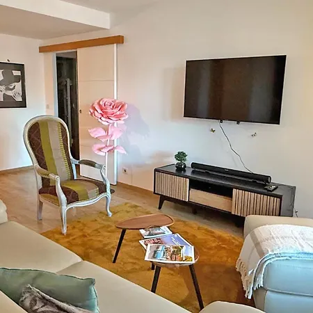 Apartamento Suffren E28 *